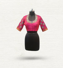 Load image into Gallery viewer, Lotus blouse
