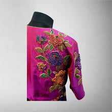 Load image into Gallery viewer, Designer blouse in cutpipe work
