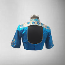 Load image into Gallery viewer, Dyed Raw Silk Blouse
