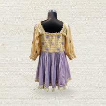 Load image into Gallery viewer, Cream and Lavender Tunic
